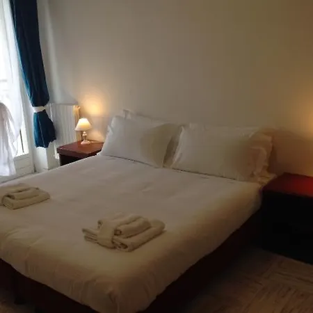 Vittoria Grattacielo Apartament Taggia