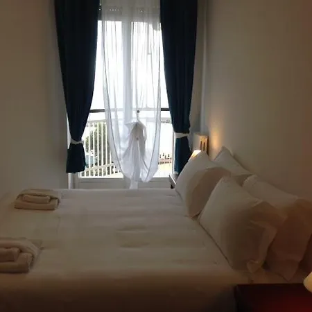 Vittoria Grattacielo Apartman
